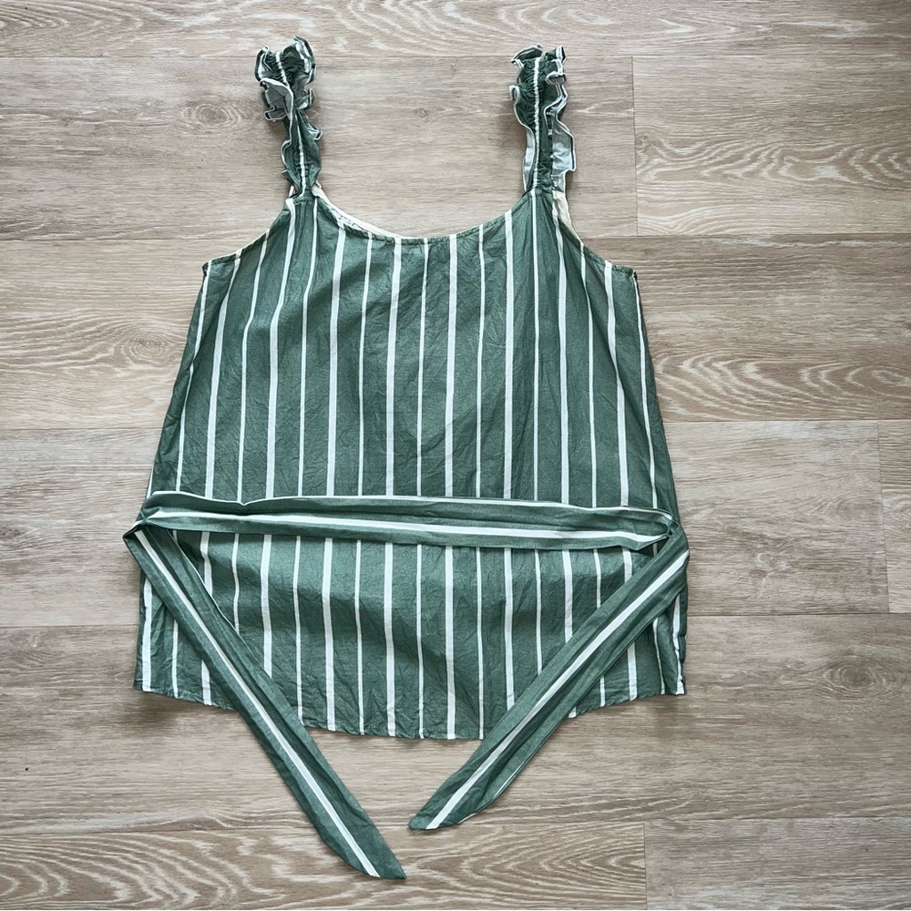 Amour Vert Tank Top 100% organic cotton- Size Small